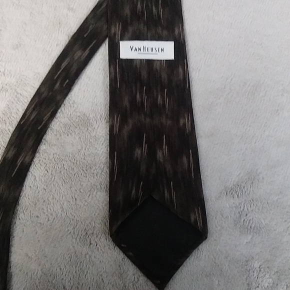ALFANI-HENRY GRETHEL-VAN HEUSEN TIES - Picture 3 of 3